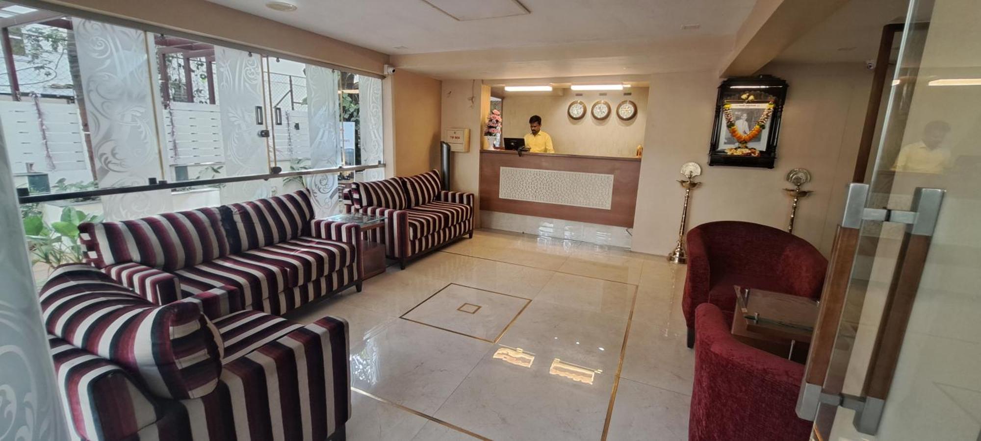 Hotel Swaroop Pune Exterior foto